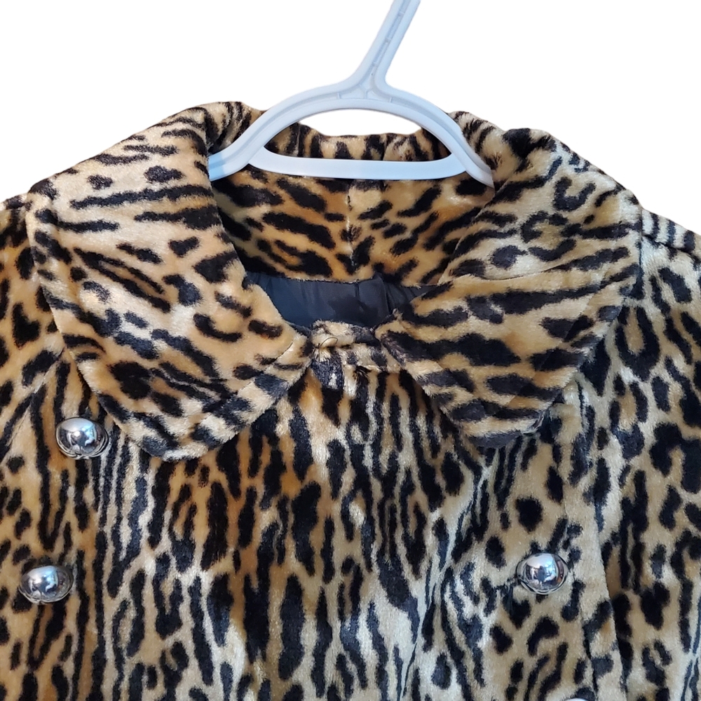 Vintage Leopard Print Cape Pristine Condition - image 3